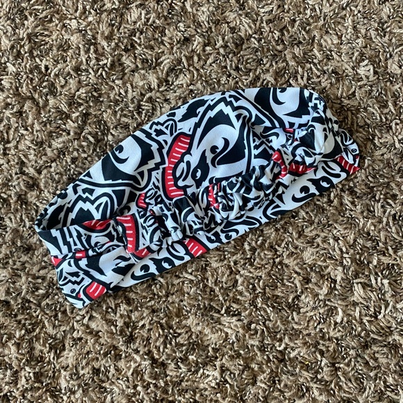 UW Bucky Badger Printed Wide Headband - Picture 2 of 3